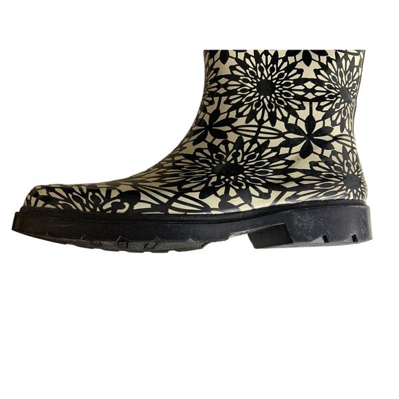 Capelli New York Women Sz 8 Tall Rain Boots Black White Floral Design Block Heel - Picture 11 of 12